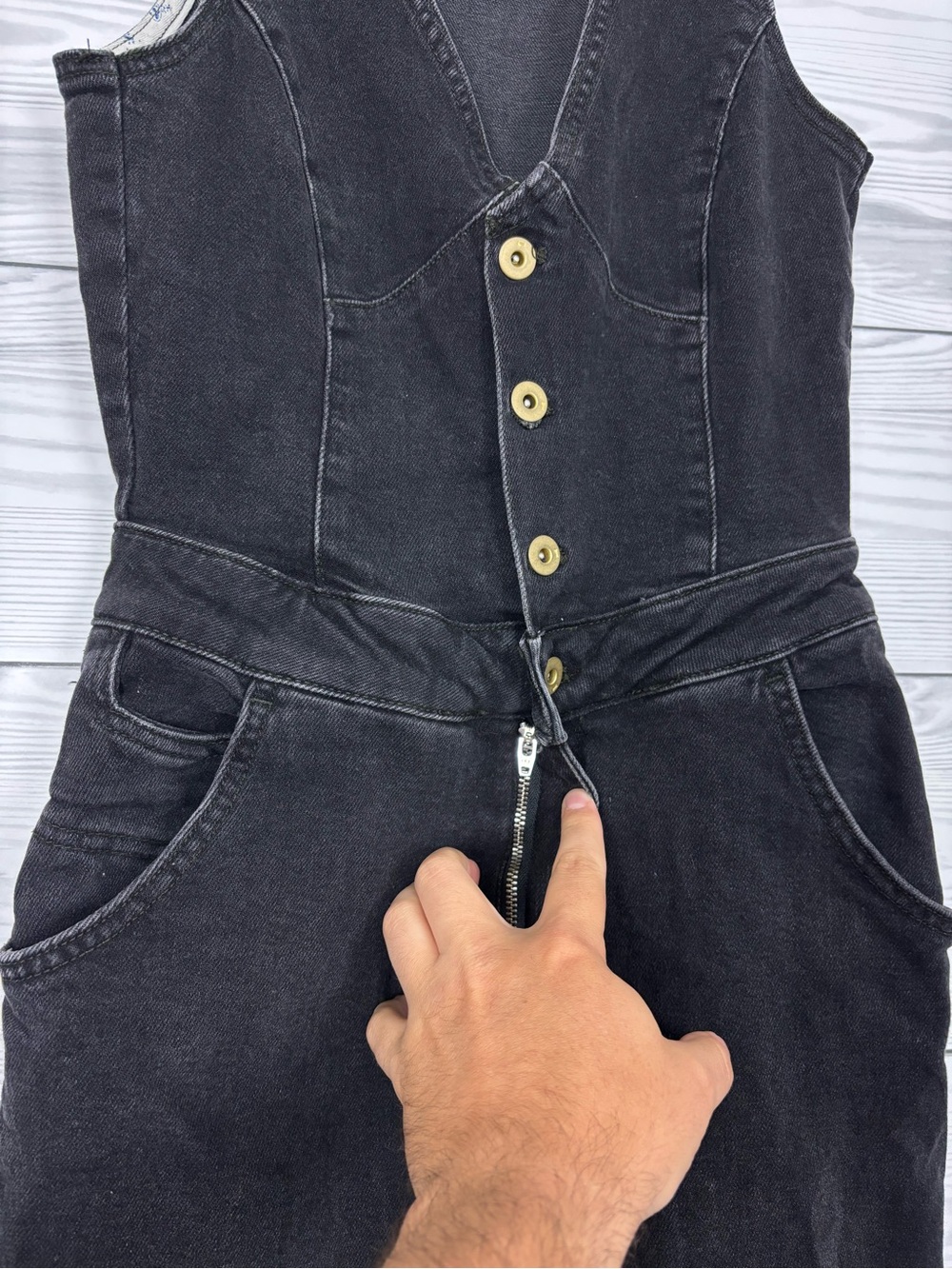 PILCRO Anthropologie Denim Jumpsuit size 6 - Picture 5 of 11